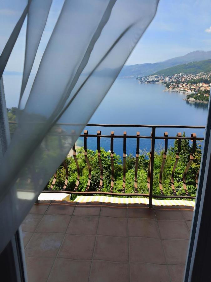 Family House Vila Opatija Exterior foto